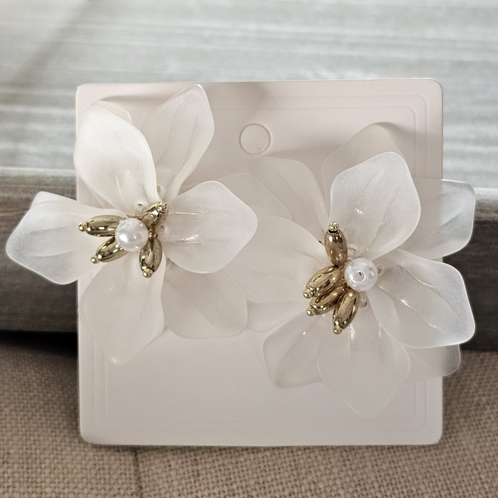 Faux pearl large floral flower stud earrings white translucent petals beaded